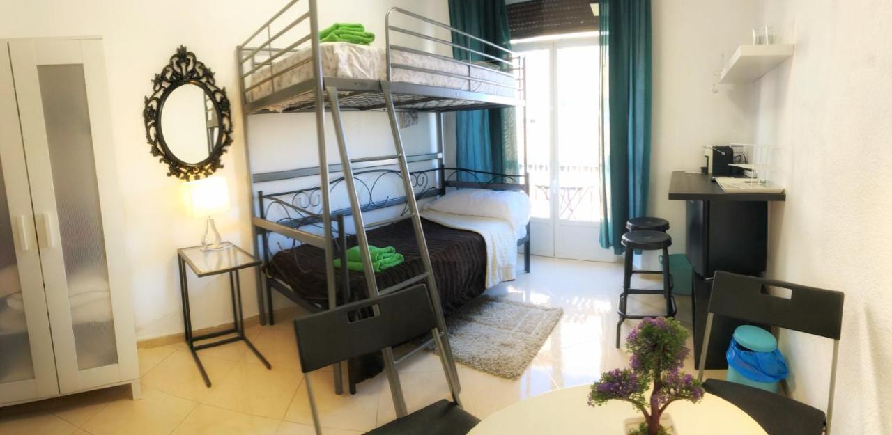 Arriola Rooms มาลากา ภายนอก รูปภาพ