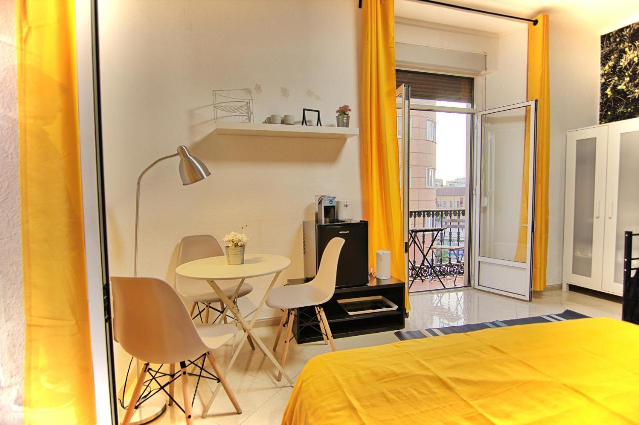 Arriola Rooms มาลากา ภายนอก รูปภาพ